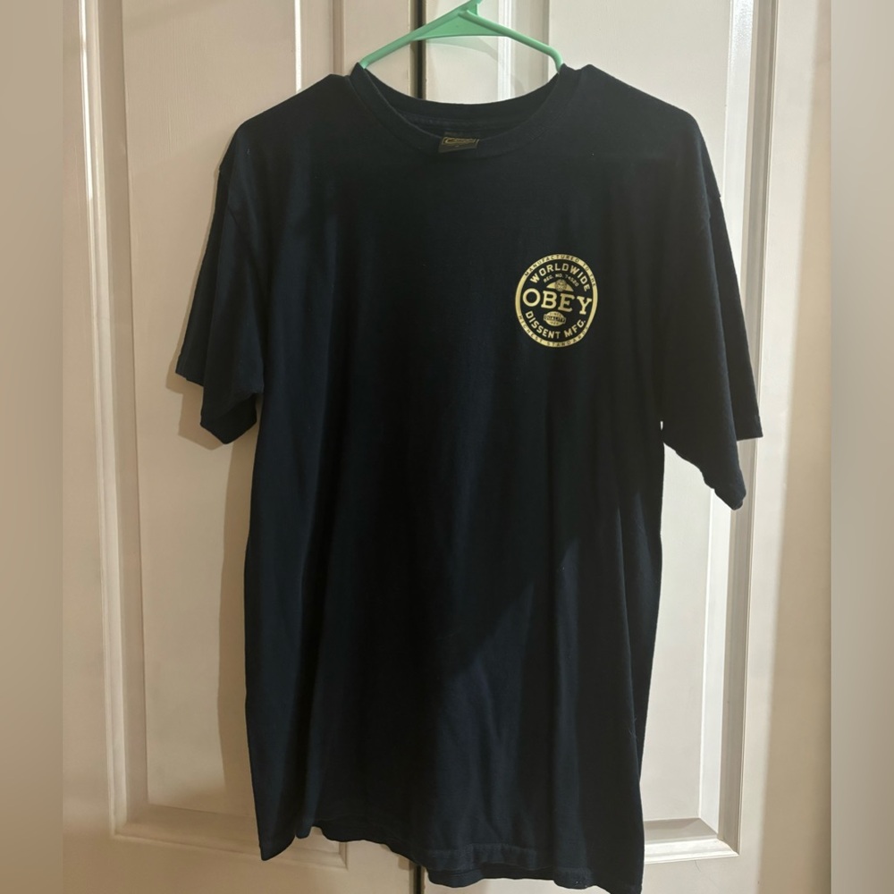 OBEY t-shirt